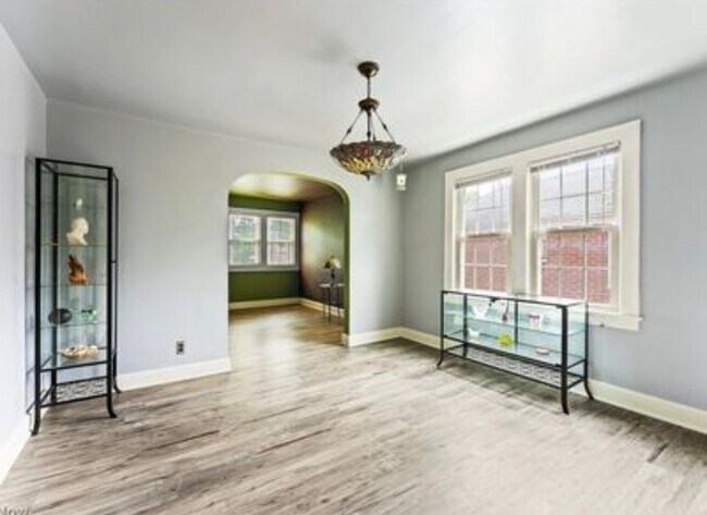 Building Photo - 4224 Chester Dr
