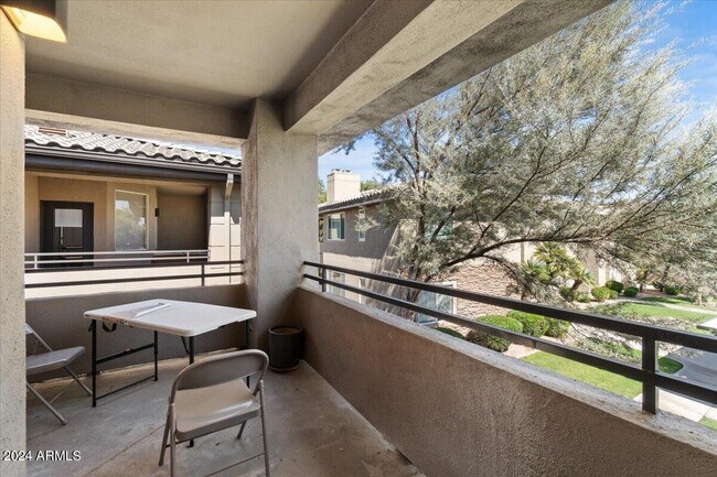 Building Photo - 7009 E Acoma Dr