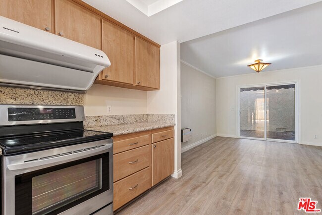 Building Photo - 106 Cresta Verde Dr