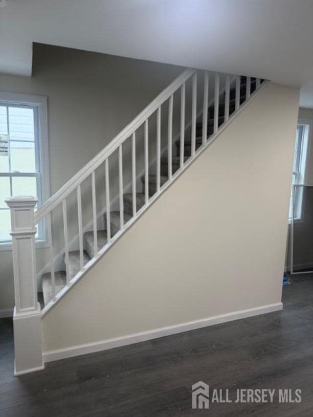 Building Photo - 66 Lincoln Ave