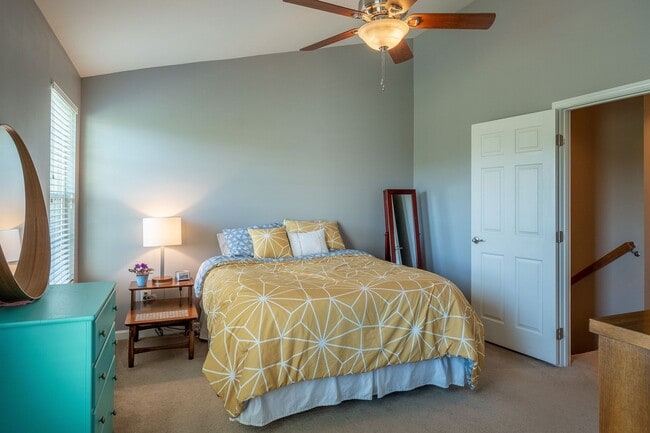 Building Photo - 1992 Asheville Dr