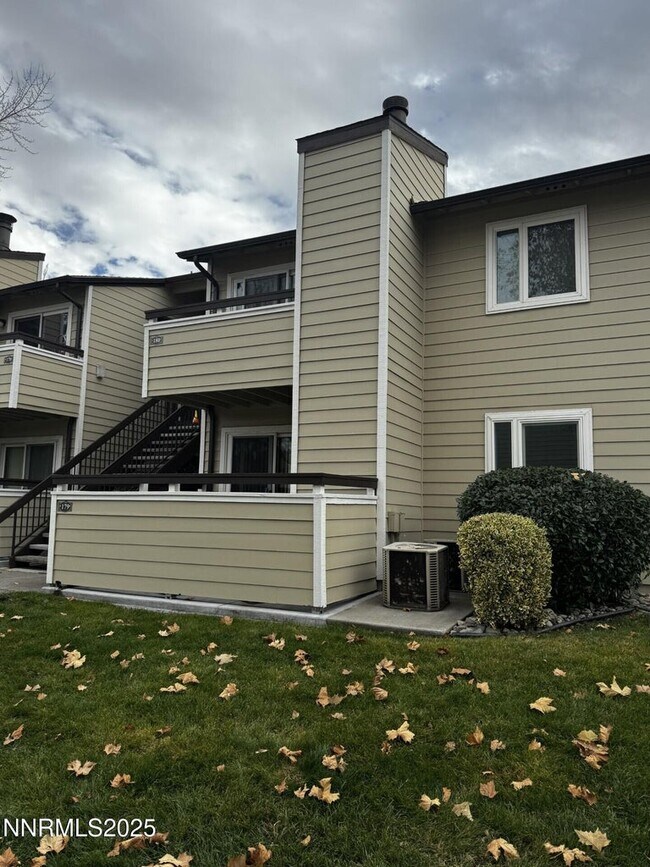 Building Photo - 555 E Patriot Blvd