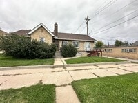 Building Photo - 2815 Central Ave