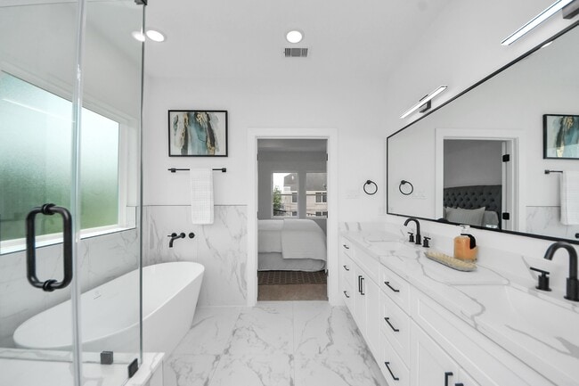 Building Photo - 3118 Wentworth St