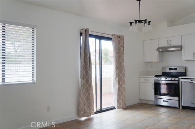 Building Photo - 1394 Coral Tree Ln