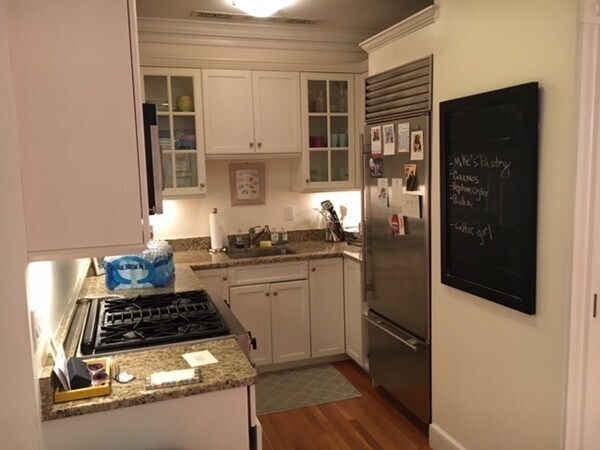 Building Photo - 62 Myrtle St