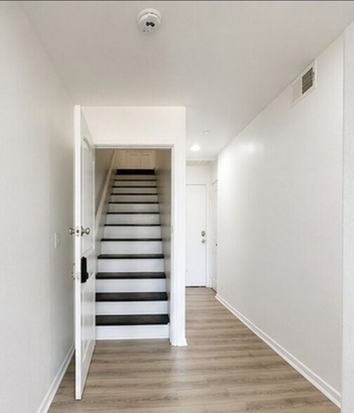 Building Photo - 1572 Hackberry Pl