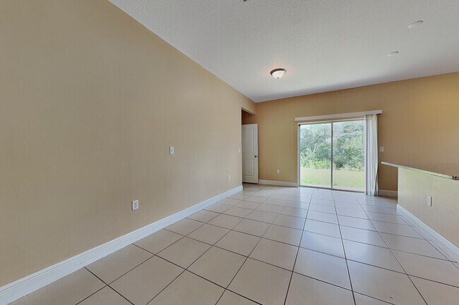 Building Photo - 5017 SW 165th Street Rd