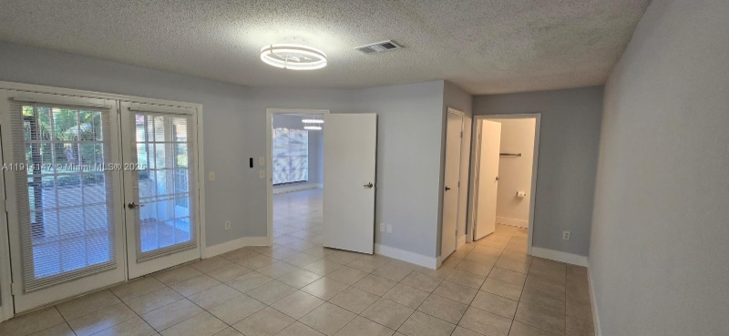 Building Photo - 10295 Hidden Springs Ct