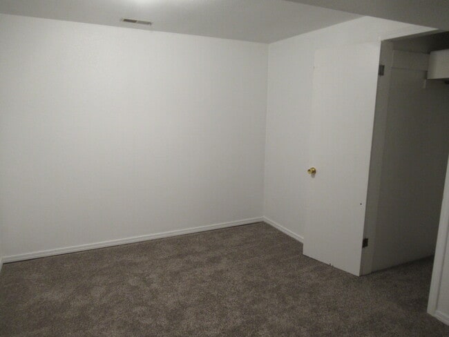 Building Photo - 2604 Tremont St