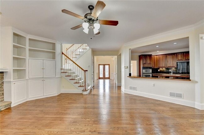 Building Photo - 11140 Donnington Dr