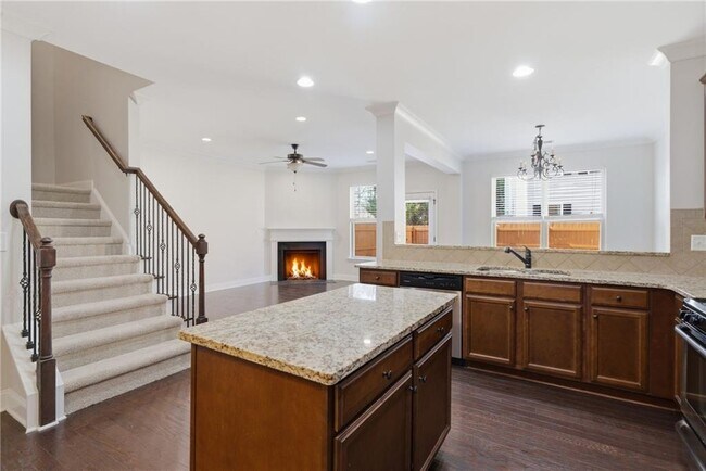 Building Photo - 955 Firethorne Pass