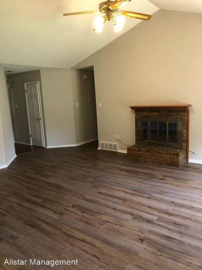 Building Photo - 3 br, 2 bath House - 3485 Lakehurst Drive