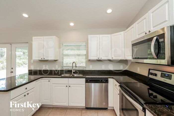 Building Photo - 12246 Gulfstream Blvd