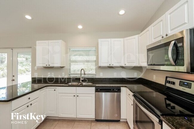 Building Photo - 12246 Gulfstream Blvd