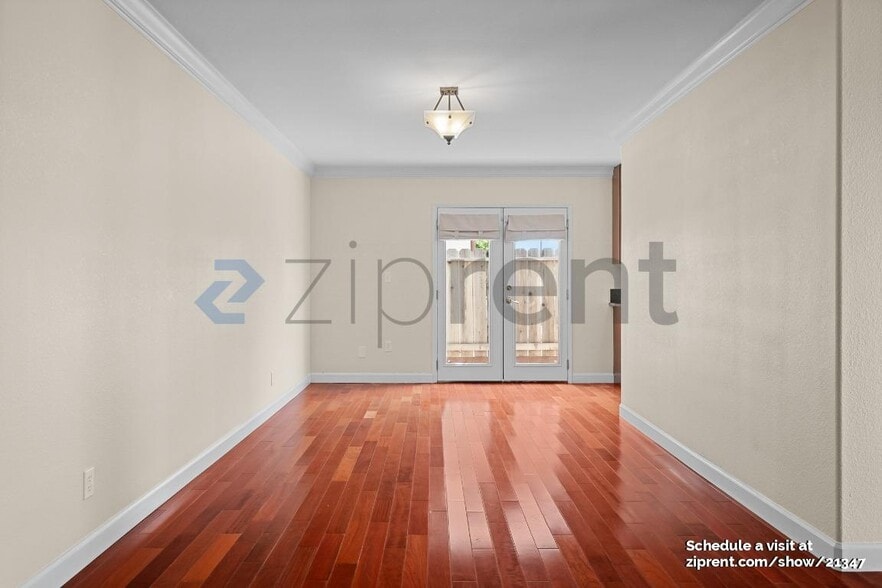 Building Photo - 112 Sunflower Ct