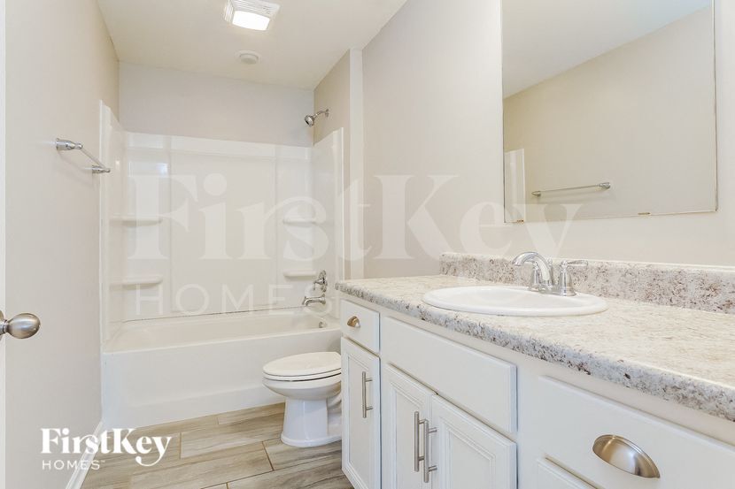 Building Photo - 244 Polo Field Way