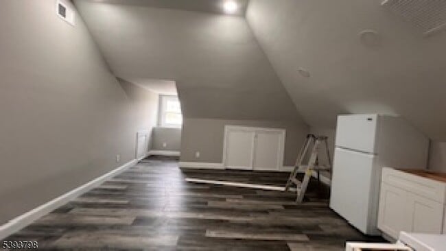 Building Photo - 109 Wanaque Ave