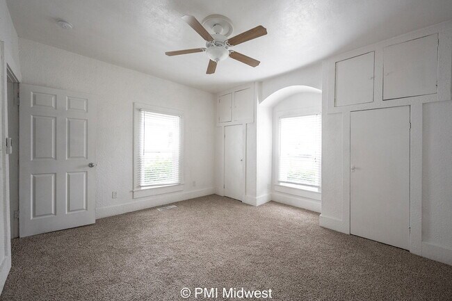 Building Photo - "Charming 3-Bedroom Home in Anderson's Hea...