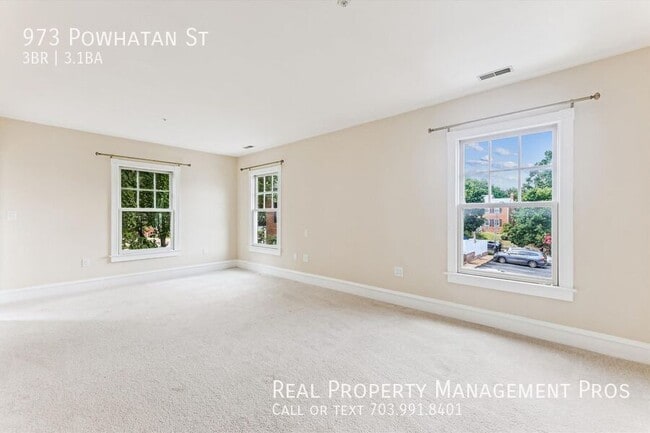 Building Photo - 973 Powhatan St