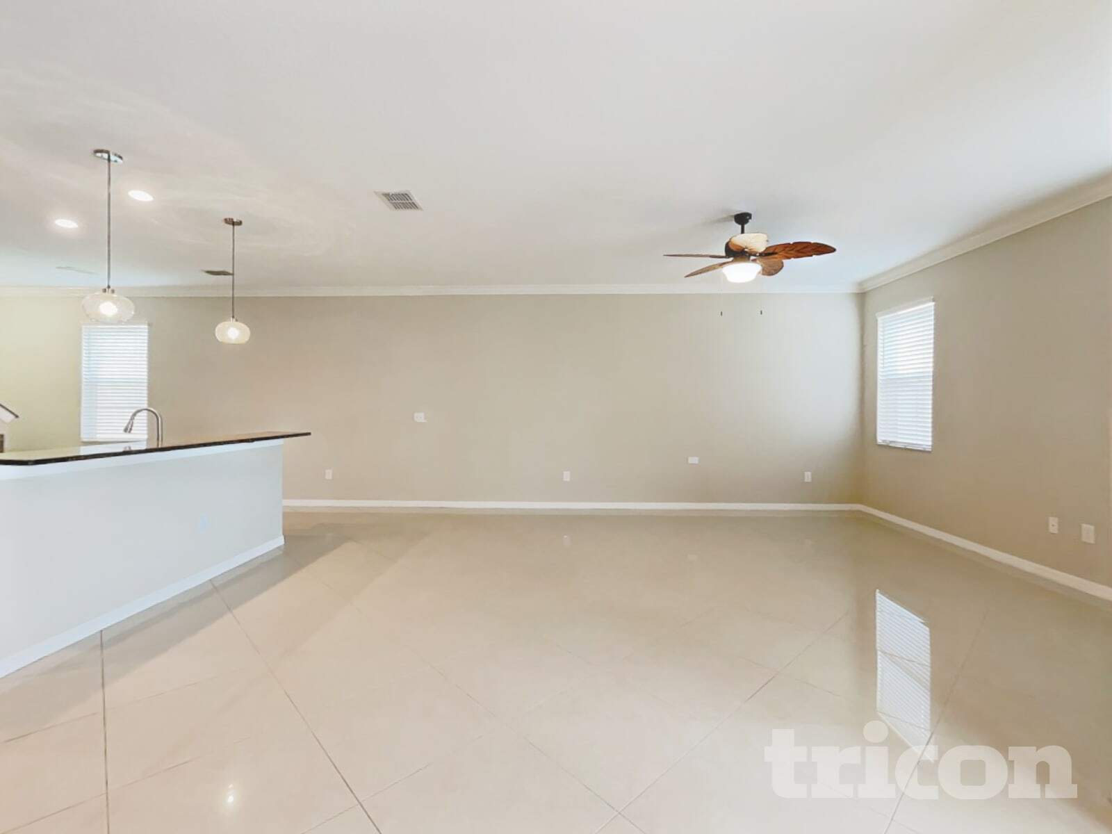 Building Photo - 13702 Lakemont Dr