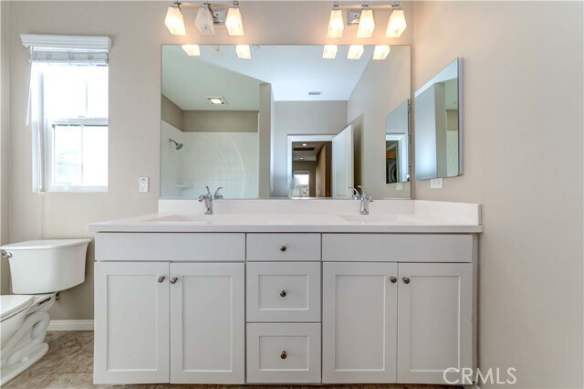 Building Photo - 63 Waterleaf