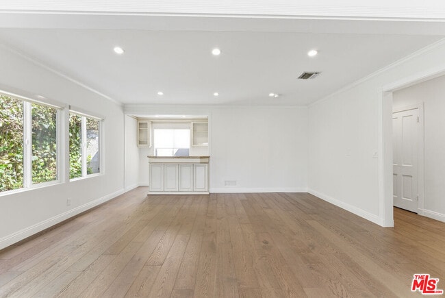 Building Photo - 1532 Glendon Ave