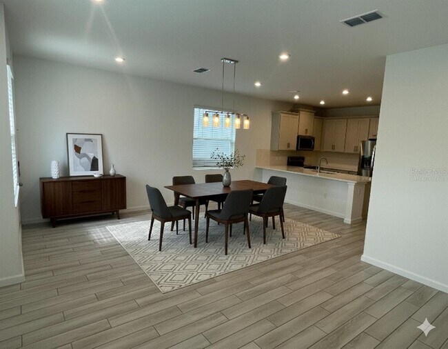 Building Photo - 1294 Tarflower Dr