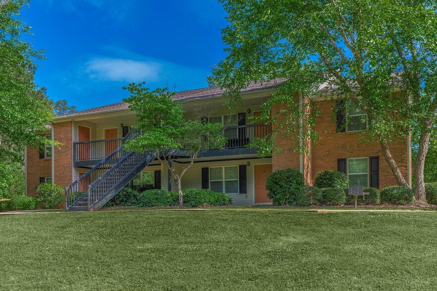 Primary Photo - Oakley Cove Apartments