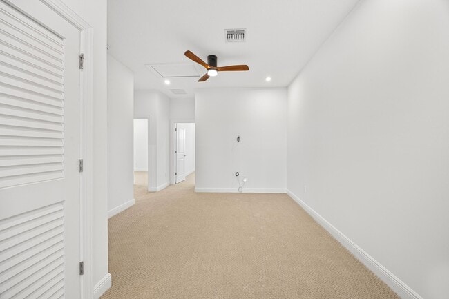 Building Photo - 3552 NW Solange Ct
