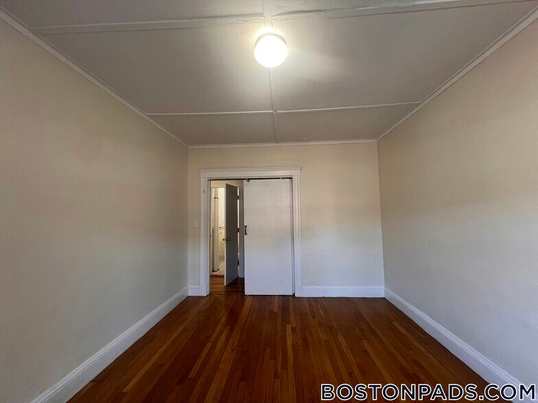 Building Photo - 1179 Boylston St