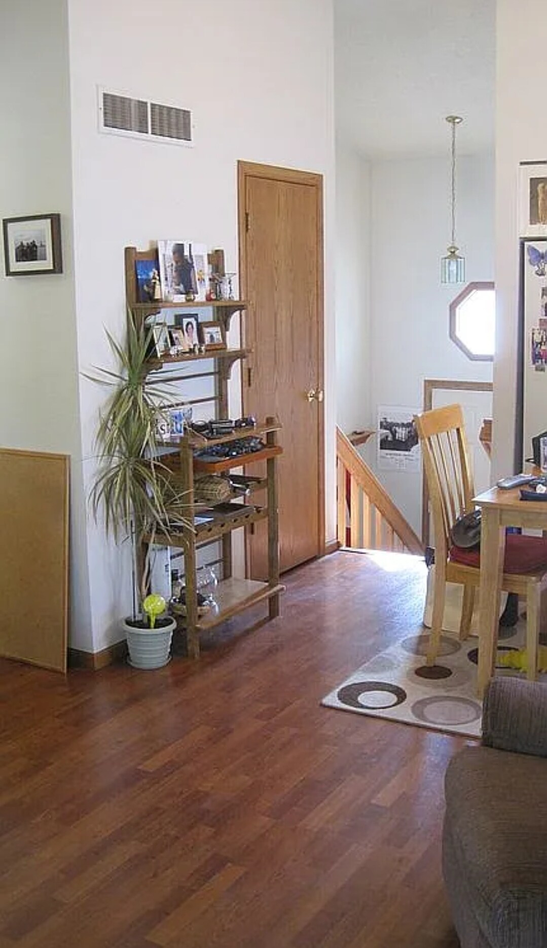 Building Photo - 541 Westwinds Dr