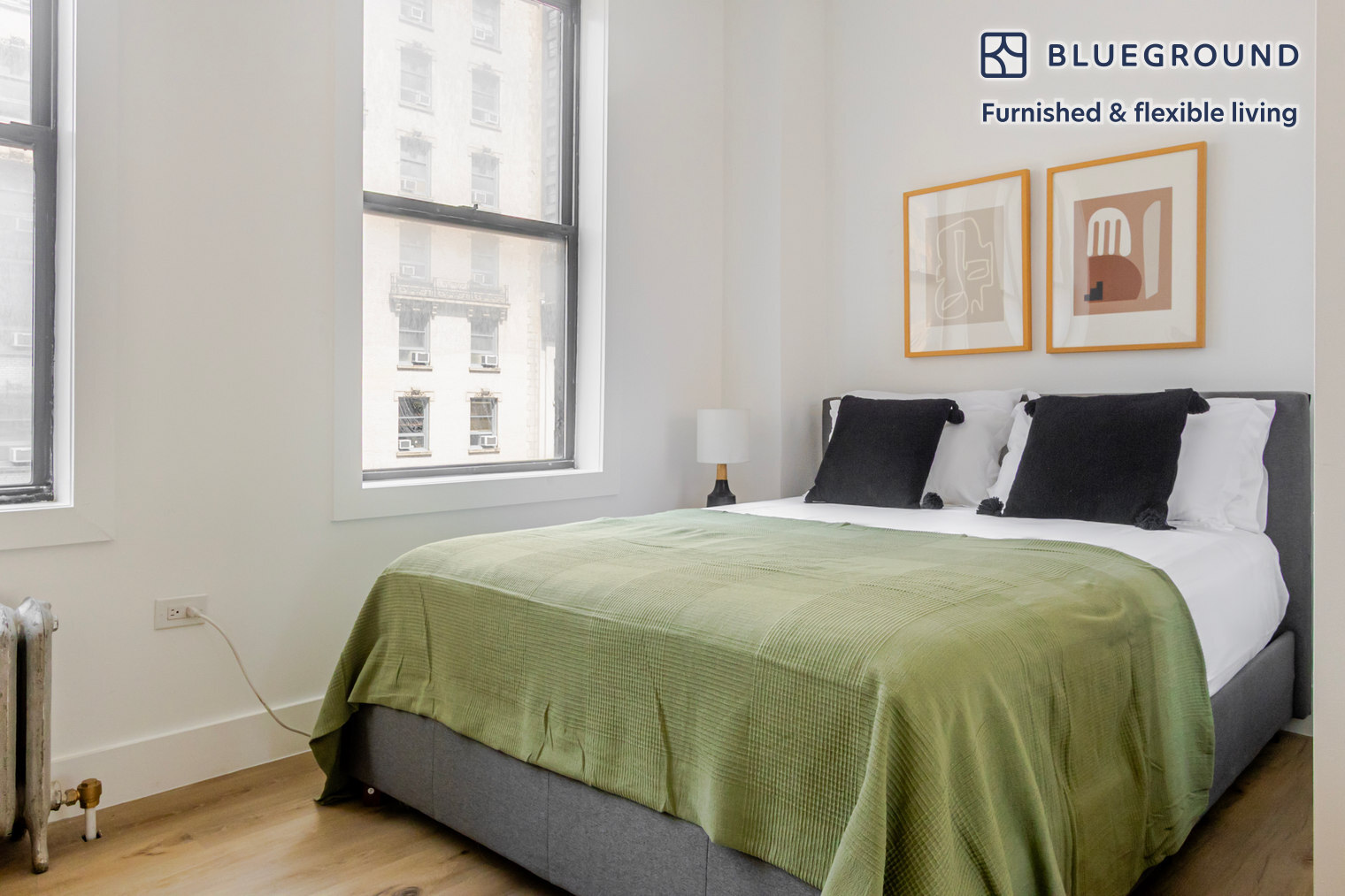 Building Photo - 161 W 54th St
