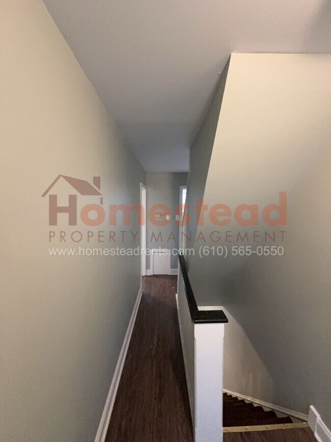 Building Photo - 3 BEDROOM HOME IN CLIFTON HEIGHTS!