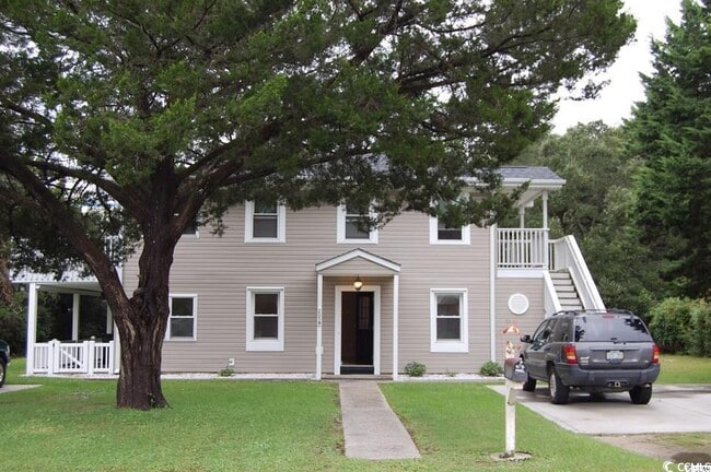 Primary Photo - 205 5th Ave N
