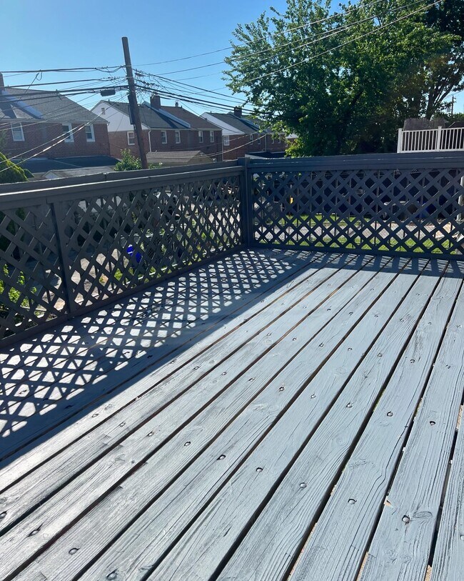 Building Photo - 1119 Cobbs St