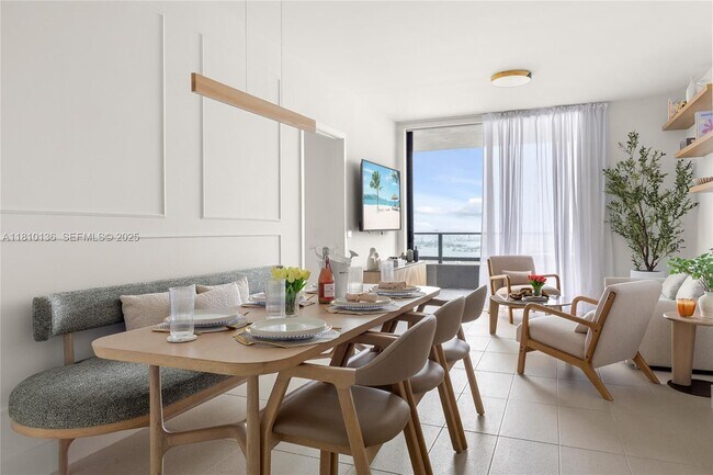 Building Photo - 159 NE 6th St