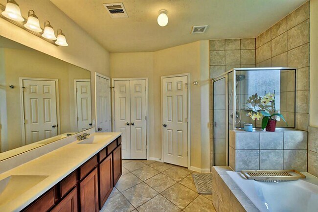 Building Photo - 26311 Smokey Valley Ln