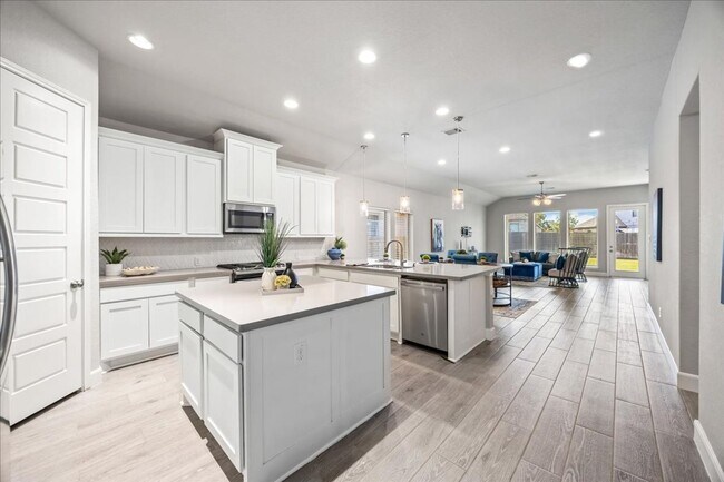 Building Photo - 2162 Wildrye Ln