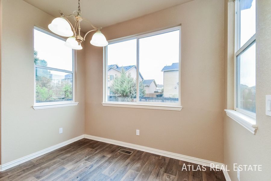 Building Photo - 7974 Irish Dr