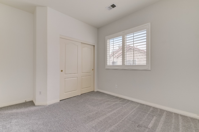 Building Photo - 16608 Honeybrook Ave