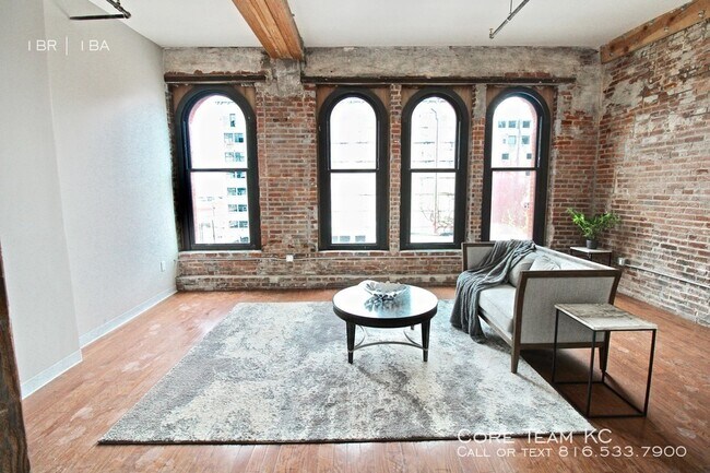 Building Photo - 1 Bedroom Artist Lofts