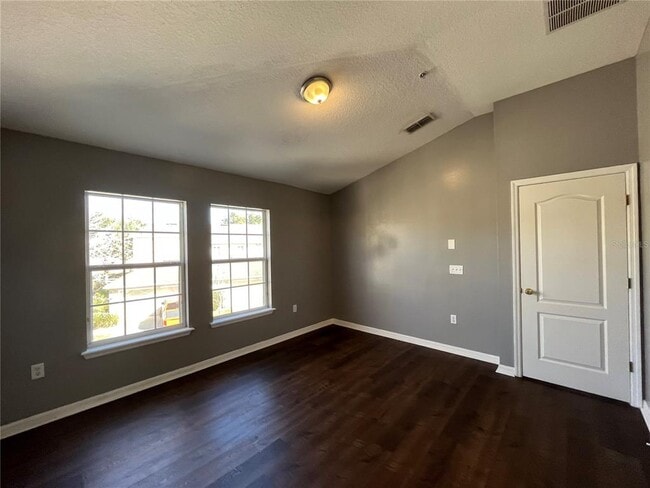 Building Photo - 7125 Red Lantern Dr