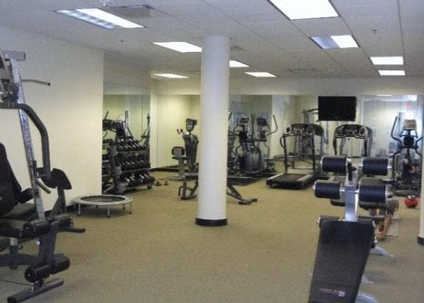 Building Photo - 800 Brazos St