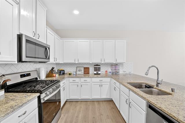 Building Photo - 2261 Obsidian Dr