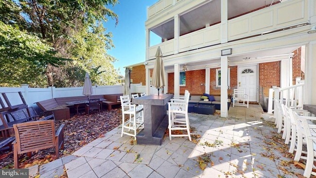 Building Photo - 4145 21st Rd N