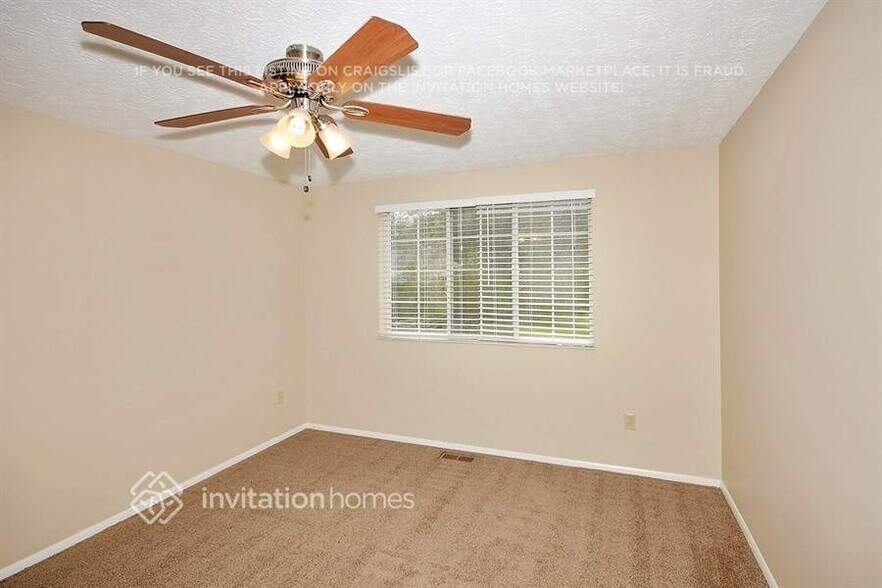 Building Photo - 2647 Morgan Lake Dr NE