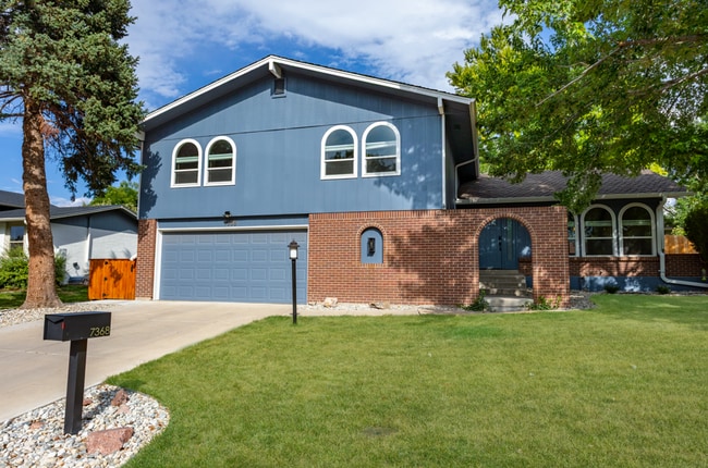 Primary Photo - 7368 S Lafayette Cir W