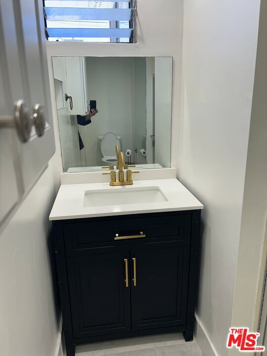 Building Photo - 352 S Wetherly Dr