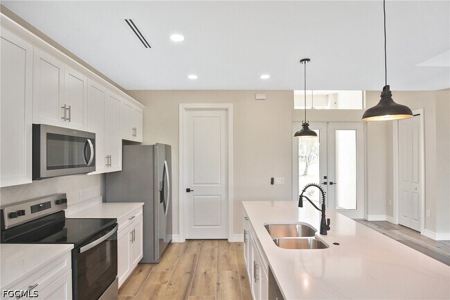 Building Photo - 1406 NW 19th St